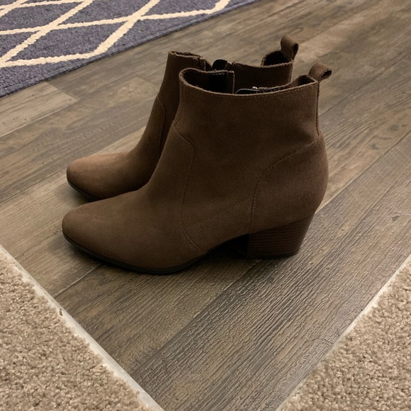 Crown Vintage Womens Booties - Picture 3 of 5